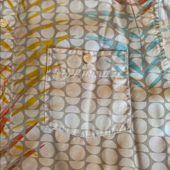 Tommy Bahama Cream Shirt with Multicolor Leaf Pattern 100% SILK - Picture 7 of 10
